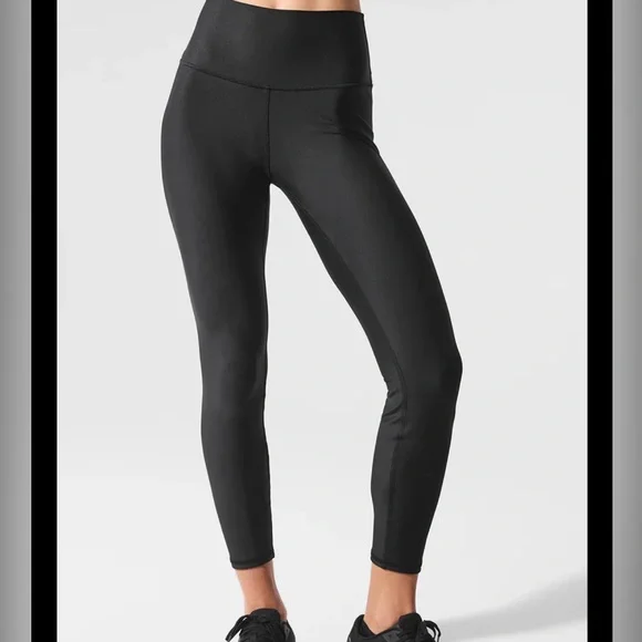 Like new ALO Yoga High-Waist Airlift Leggings- black, XS - Picture 1 of 7
